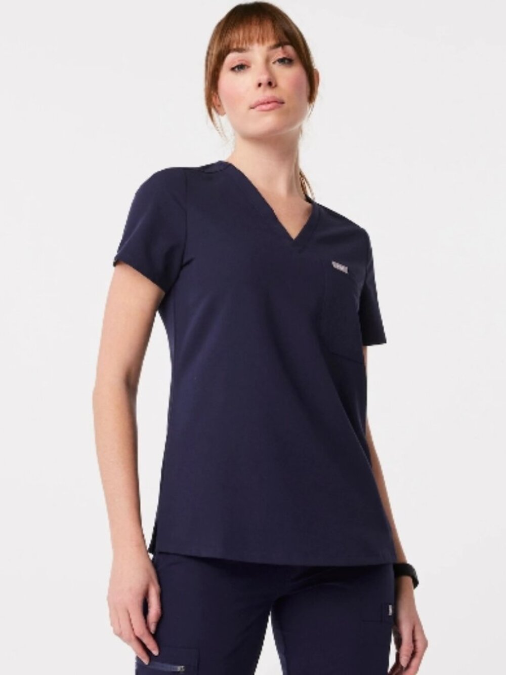 Like New! FIGS Catarina One-Pocket Scrub Top in Navy in Size L PO1683